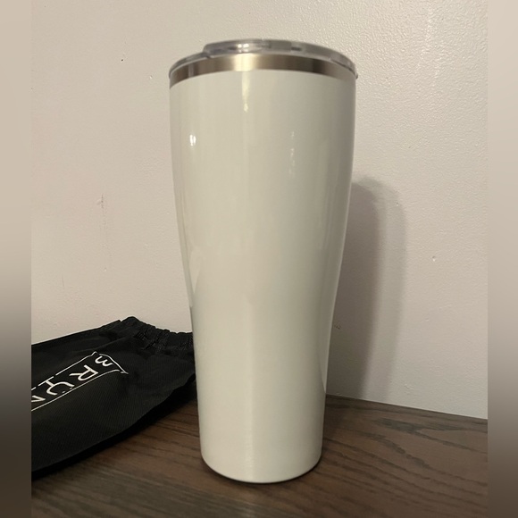 NEW Brumate 32oz White Nav XL Tumbler - Picture 6 of 6